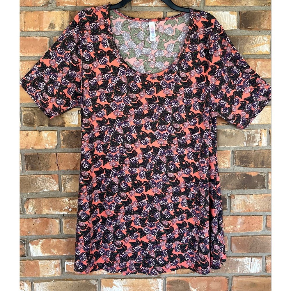 LuLaRoe Perfect T Multicolored Floral Print Short Sleeve Top Size Large